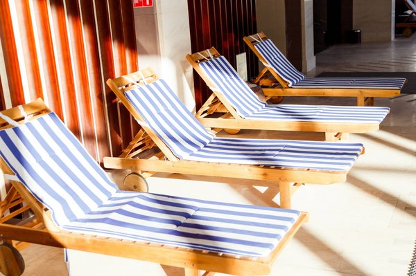 Comment construire une chaise longue en palette personnalisée ?