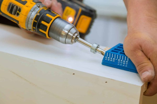 Perceuse visseuse sans fil : avantages et caractéristiques importantes